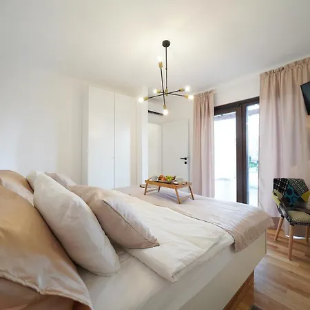 Suncica With Heated Pool, Jacuzzi And Bikes Near Zadar * Sukošan