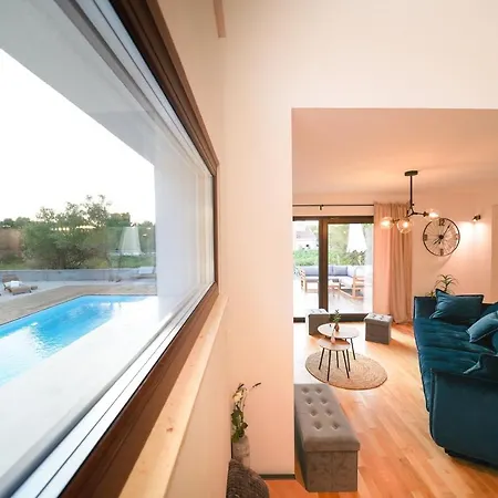 别墅 Suncica With Heated Pool, Jacuzzi And Bikes Near Zadar *