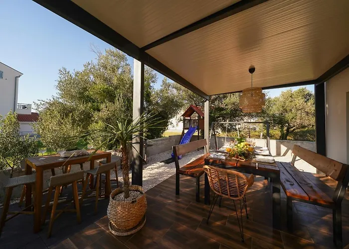 Suncica With Heated Pool, Jacuzzi And Bikes Near Zadar Вилла *