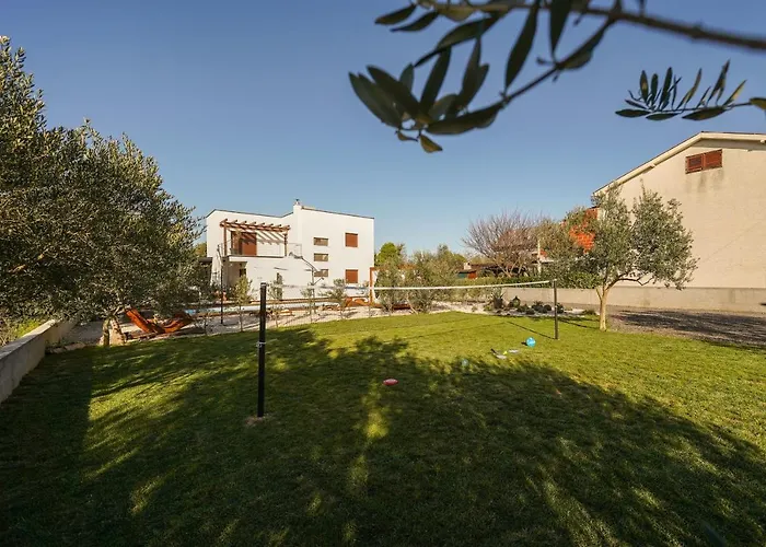 Suncica With Heated Pool, Jacuzzi And Bikes Near Zadar Vila Sukošan