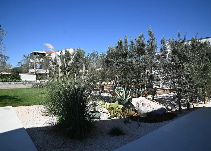 Suncica With Heated Pool, Jacuzzi And Bikes Near Zadar Vila *