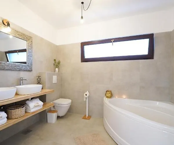 Suncica With Heated Pool, Jacuzzi And Bikes Near Zadar Vila Sukošan